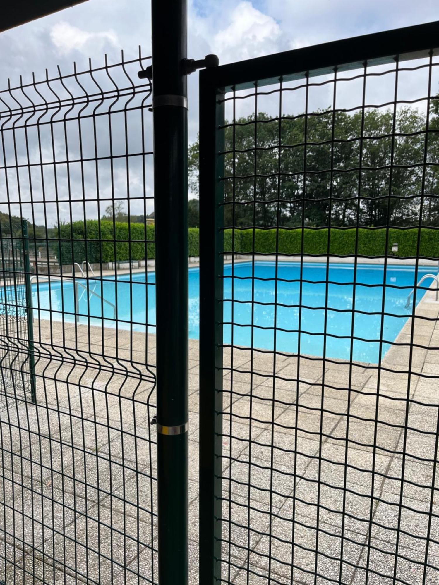 Chalet Charmant Monika Avec Piscine Yvoir Exteriér fotografie